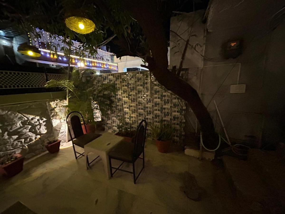 The Peach Tree Rooms Mount Abu Bagian luar foto