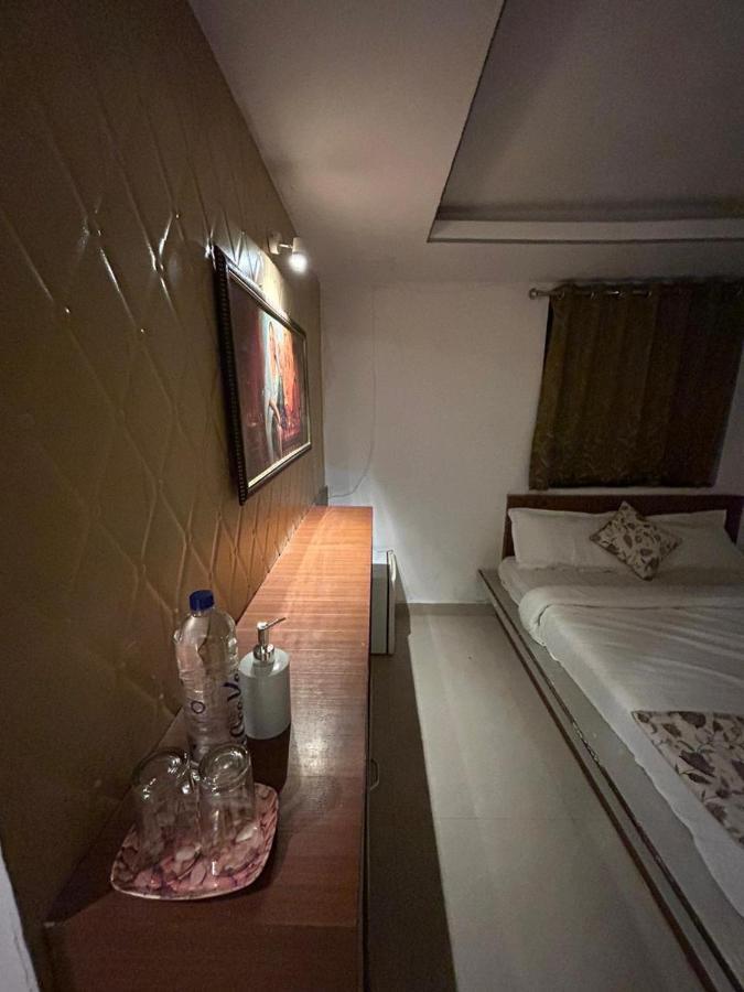 The Peach Tree Rooms Mount Abu Bagian luar foto